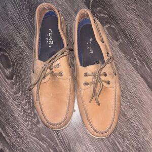Men's Sperry’s Tan Boat Shoes 9